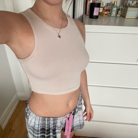 BUNDLE!! Two tank tops from Shein - Picture 6 of 6